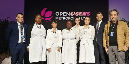 555x277_open_tennis.jpg