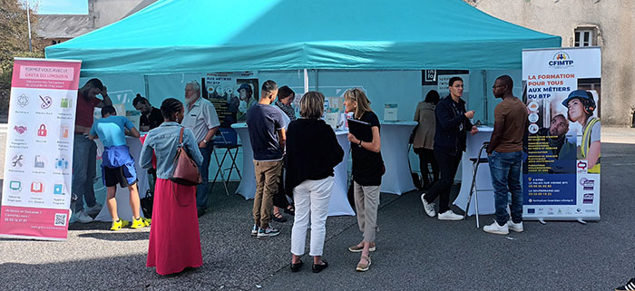 700_place-emploi-la-souterraine.jpg
