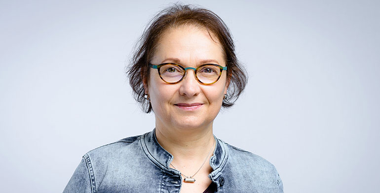 Helene-Bonnet-Sanofi_art_org.jpg